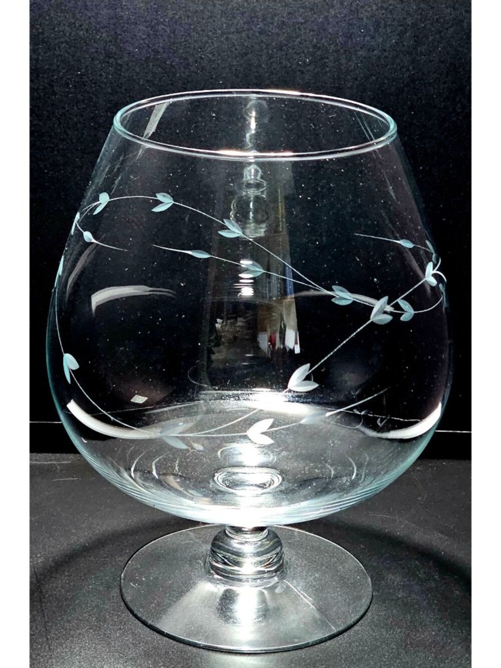 Princess House Heritage Vase 8.5" oversize brandy snifter shape centerpiece